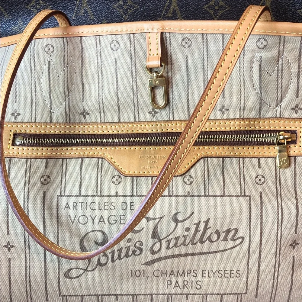 LOUIS VUITTON Neverfull GM Monogram Bag Comes With: LV Dust Bag COA Bag Shaper